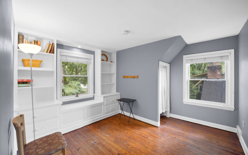 9112 Providence Ave-030-027-Interior-MLS_Size