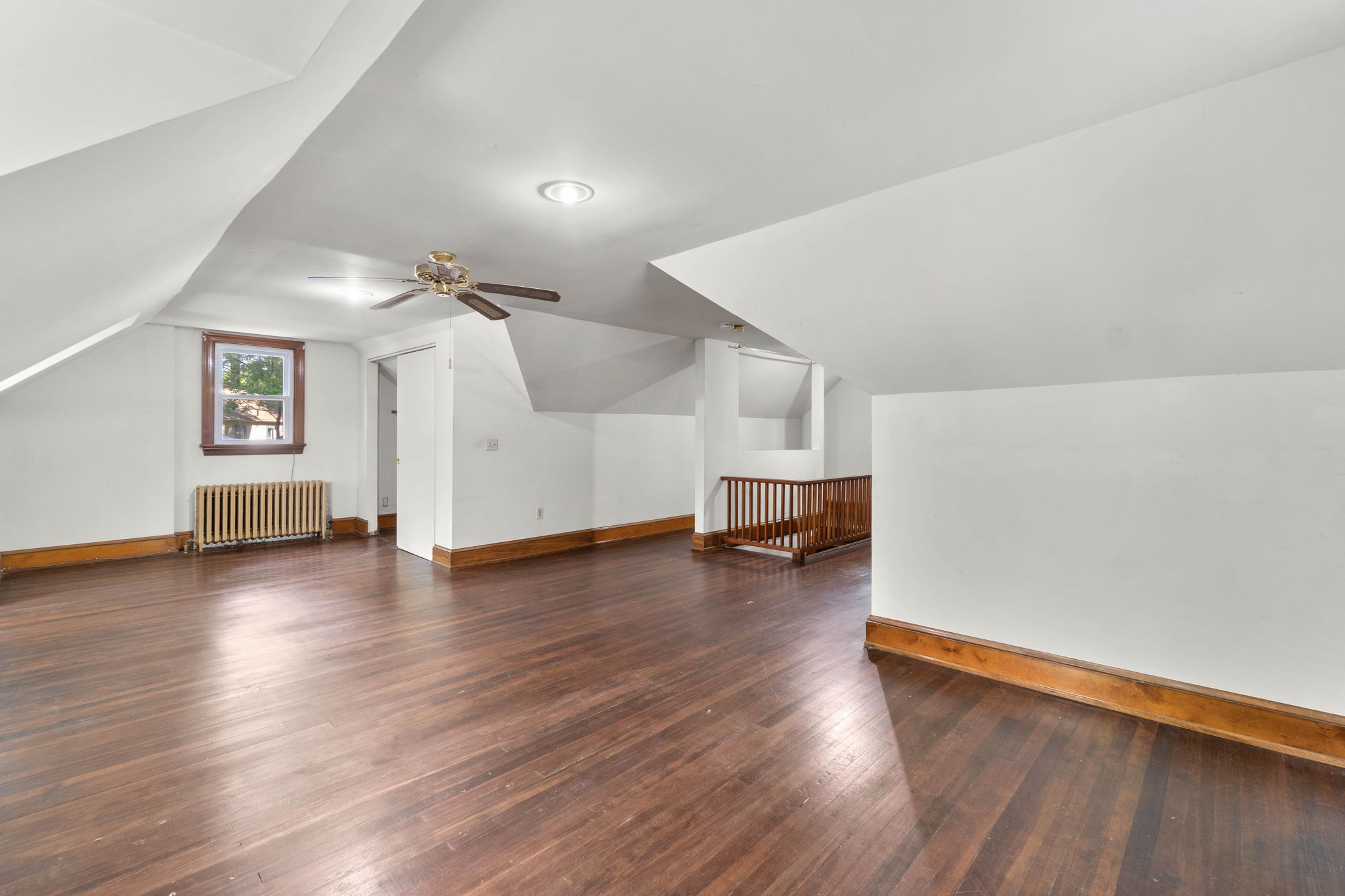 29-web-or-mls-512 Silver Spring Ave-25