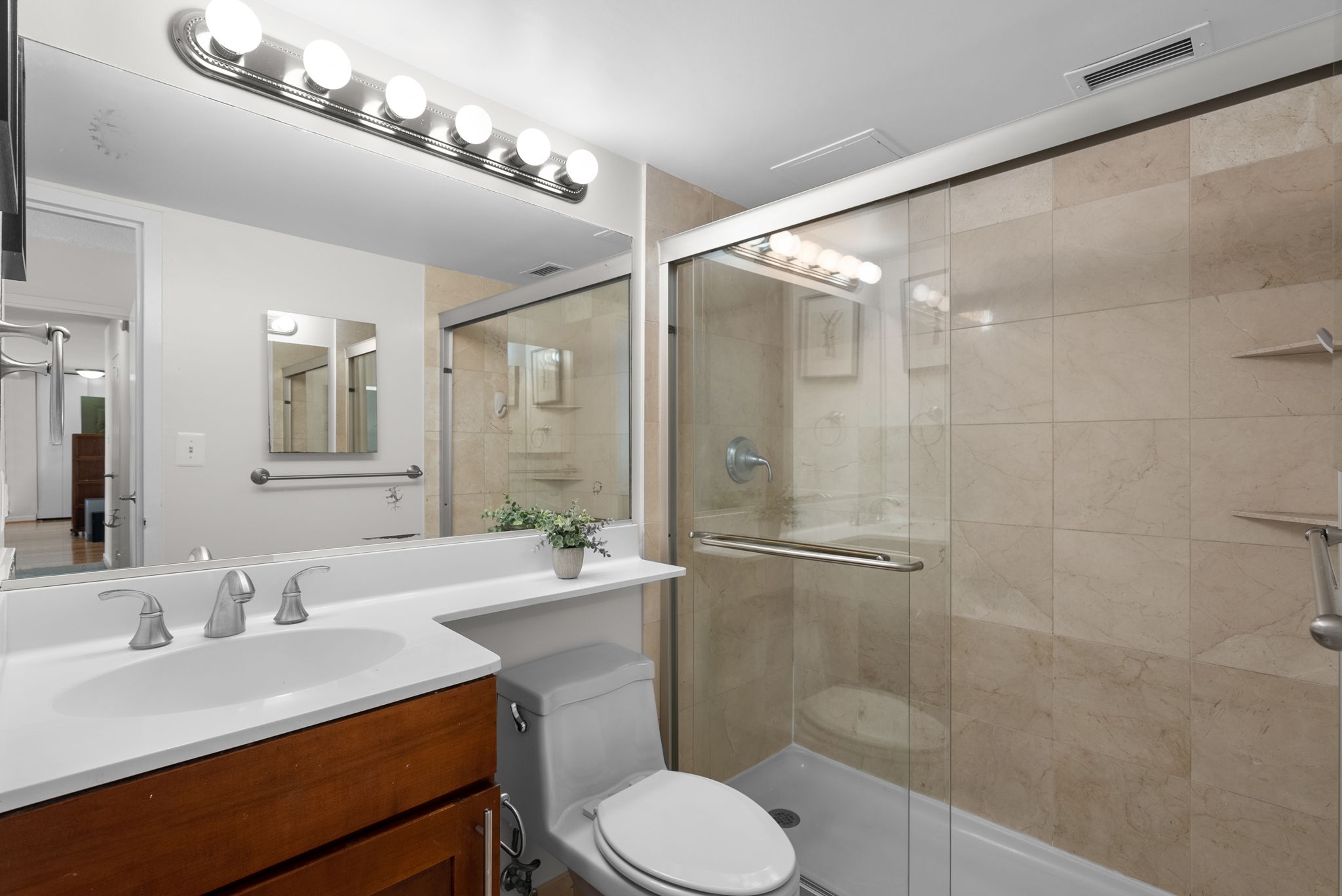 27-web-or-mls-24. 7333 New Hampshire Ave #311